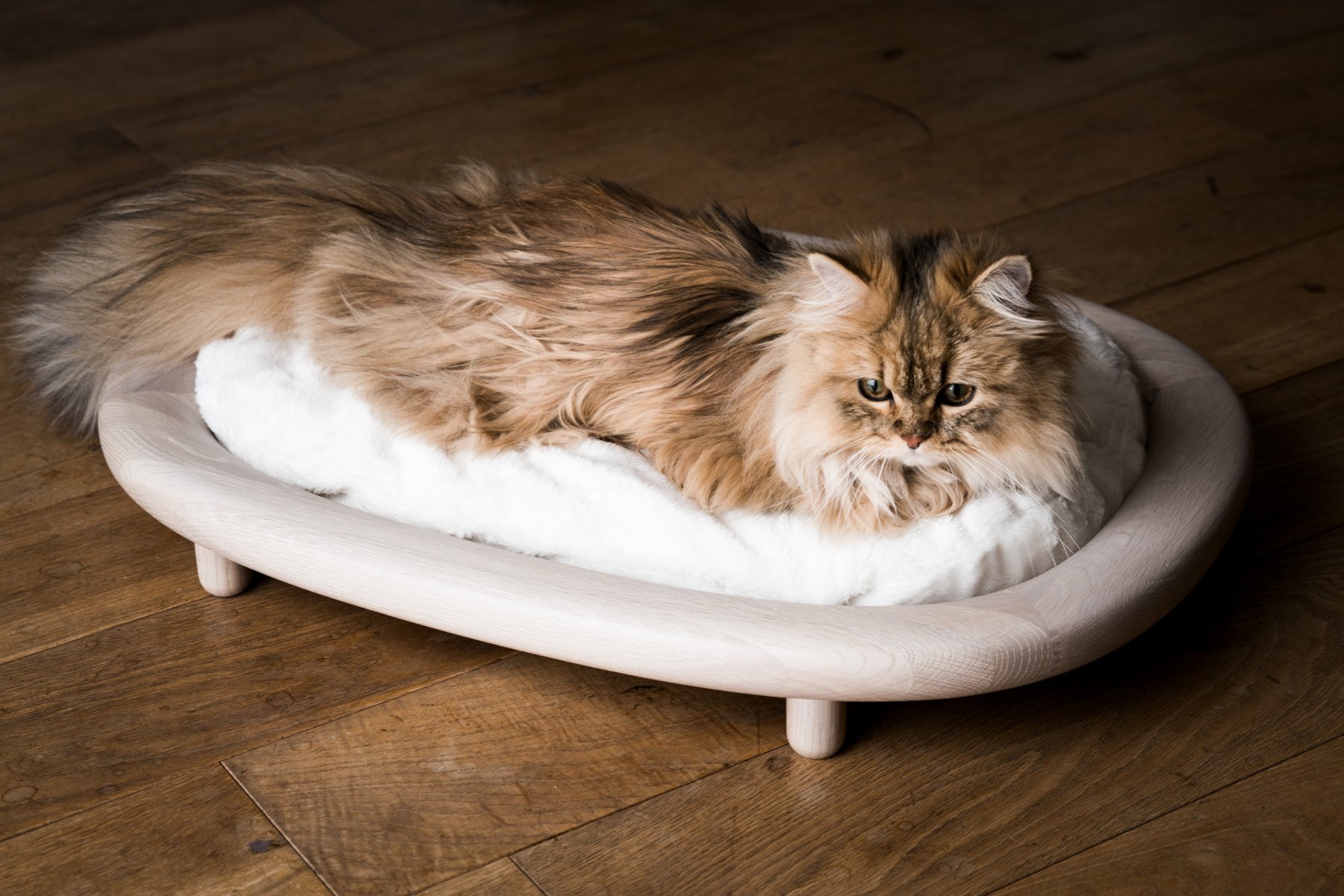 ペット用品 カリモク家具 KARIMOKU CAT BED 猫 ベッド 木製高さ1400cm